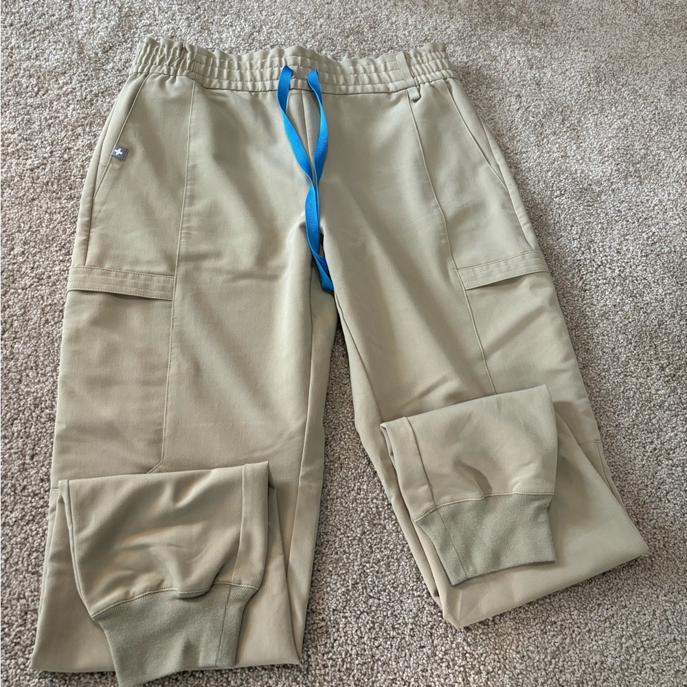 Figs size small lesage joggers